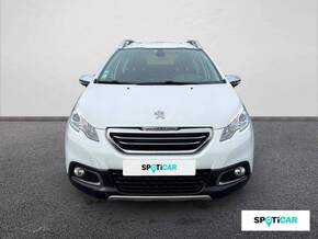 PEUGEOT 2008 Essence