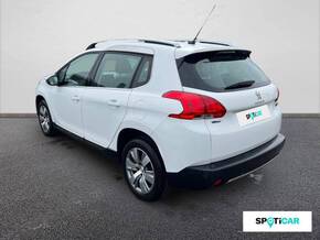 PEUGEOT 2008 Essence