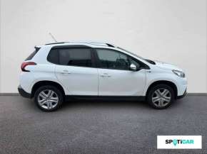 PEUGEOT 2008 Essence