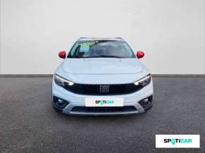 FIAT Tipo Cross Essence